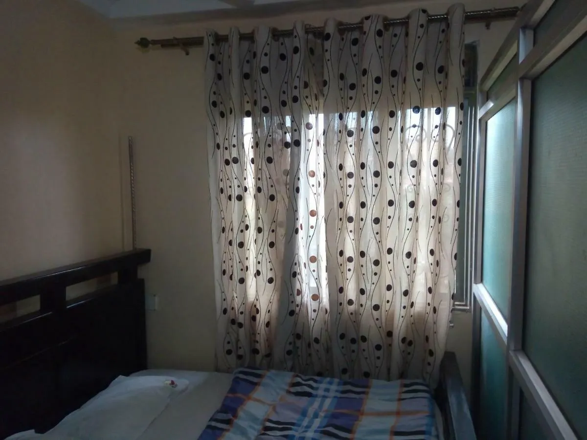 *** Bed & Breakfast Noah'S Ark Bed and Breakfast Kampala Uganda